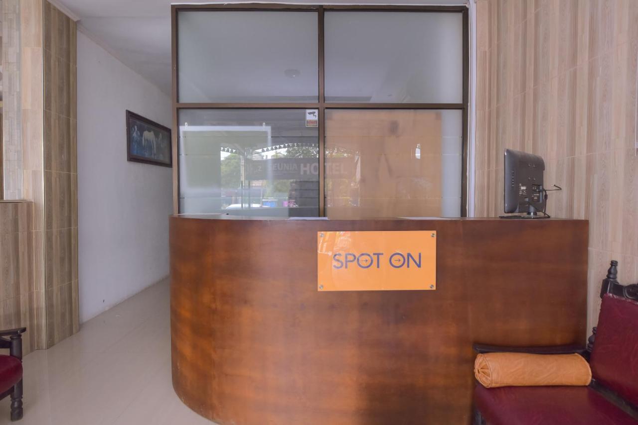 Oyo 2134 Seunia Hotel Banda Aceh Luaran gambar